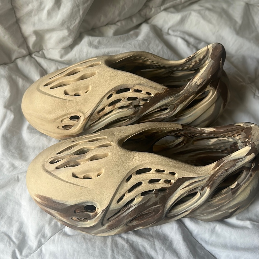 Yeezy foam runners worn a few times